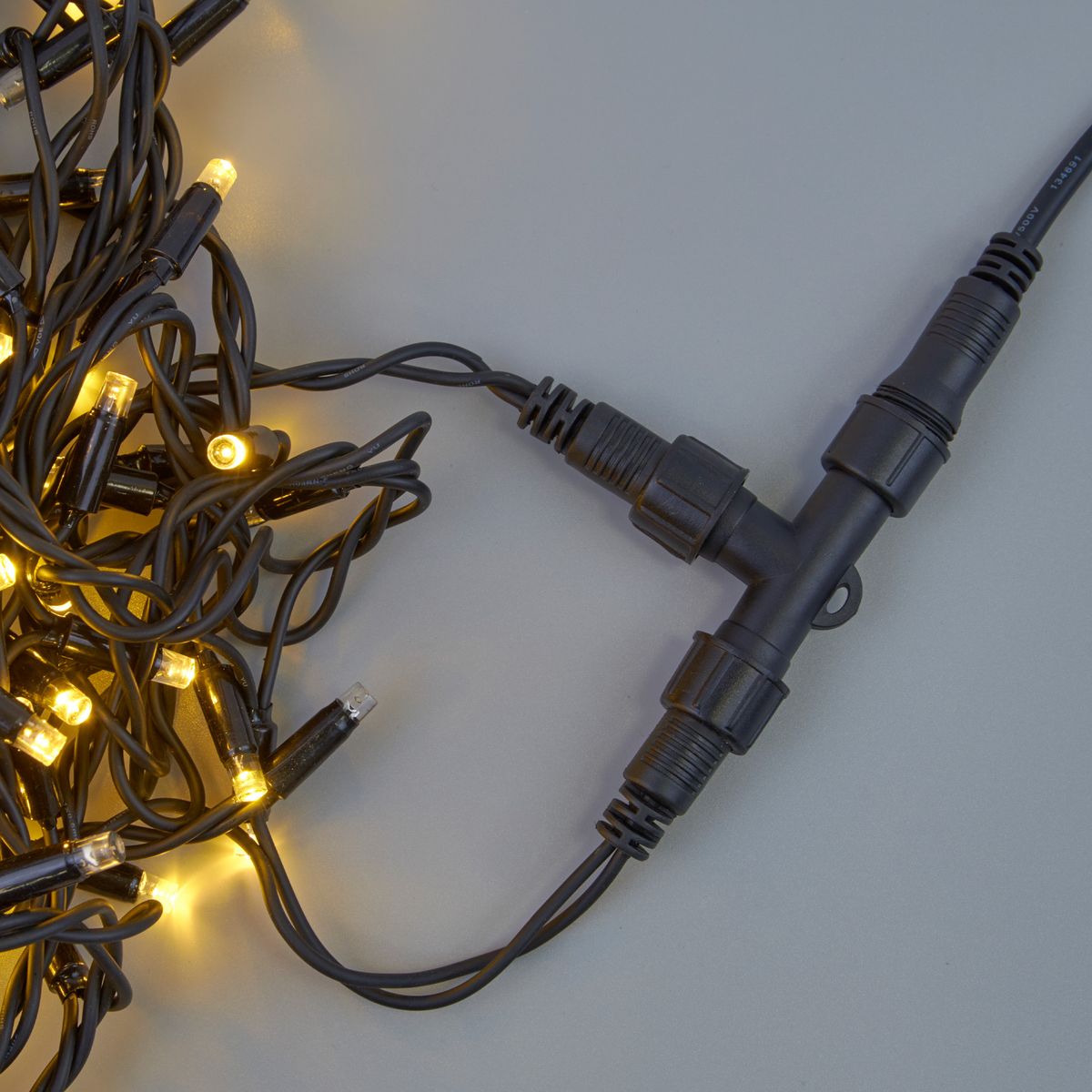 фото соединитель т-образный для гирлянд uniel utc-f90 y3 black ul-00013228 | 220svet.ru